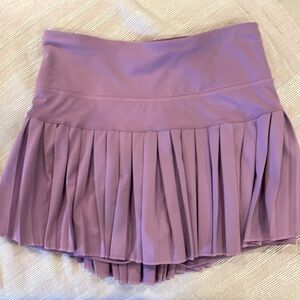 Gold Hinge pleated tennis skirt